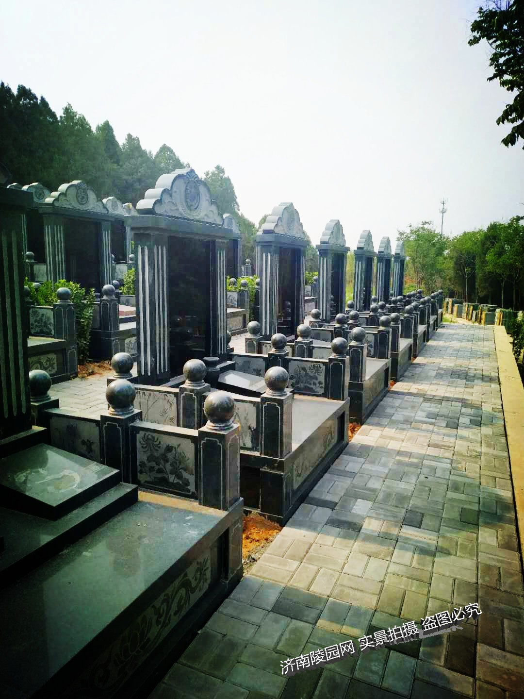 历城劳动人民安息园碑型