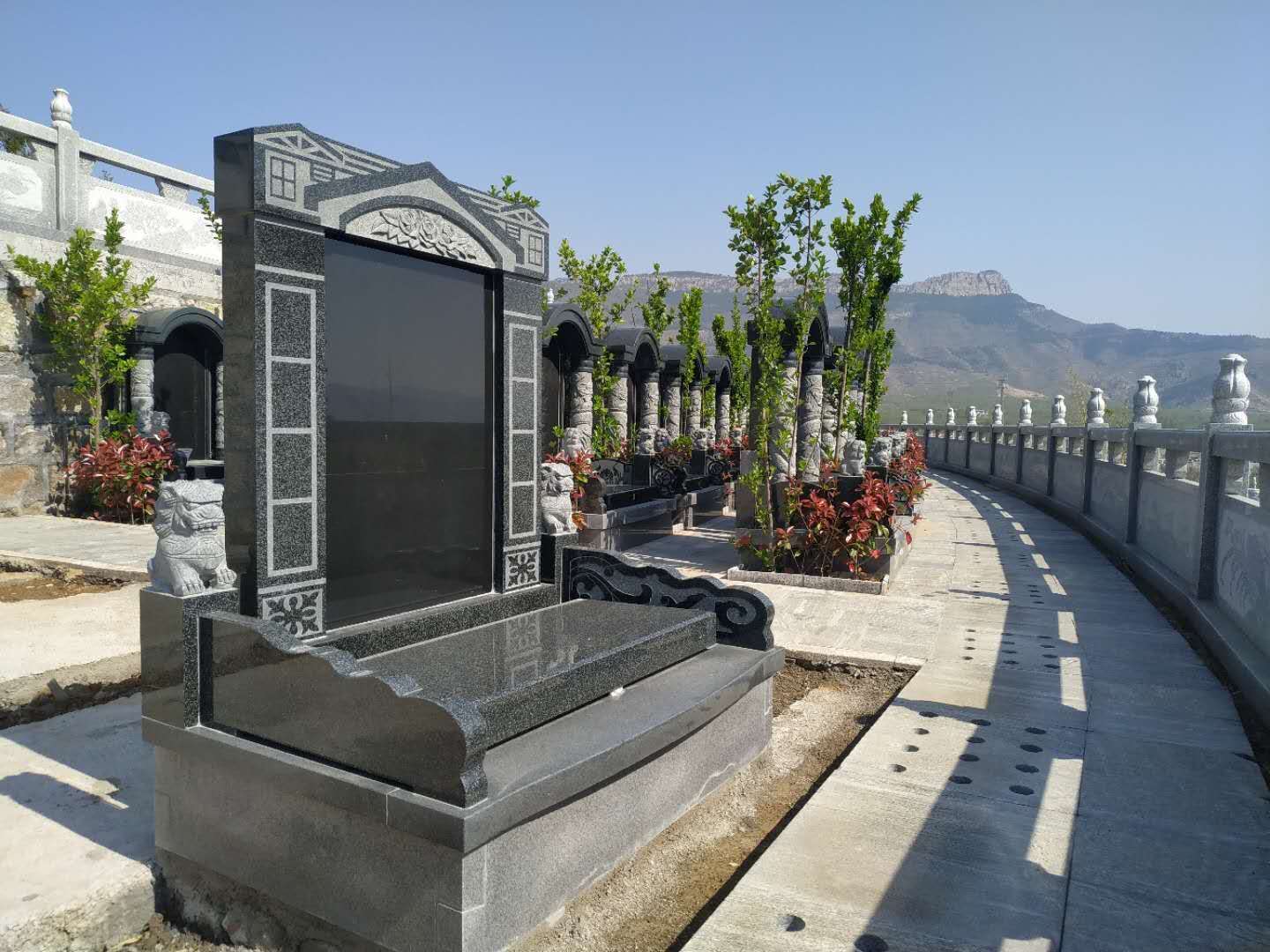 济南慈航园公墓碑型