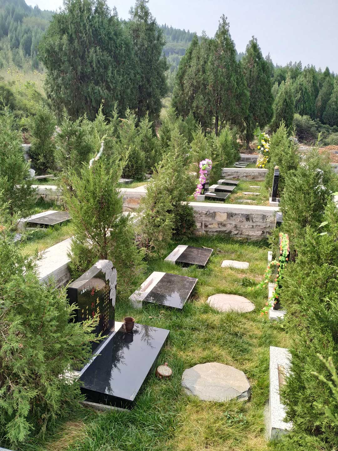 双峰山陵园
