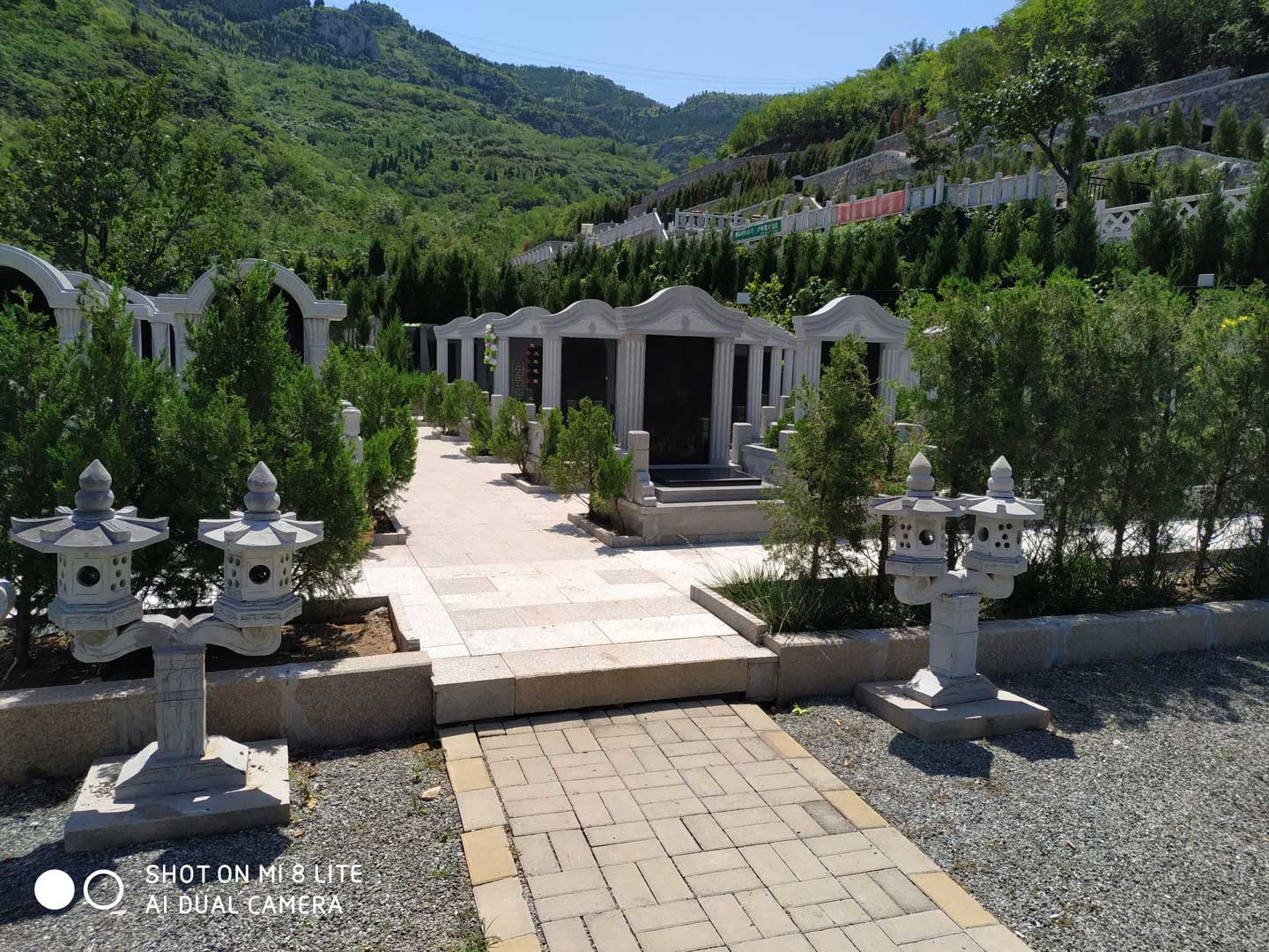 济南陵园到期不续费骨灰怎么处理