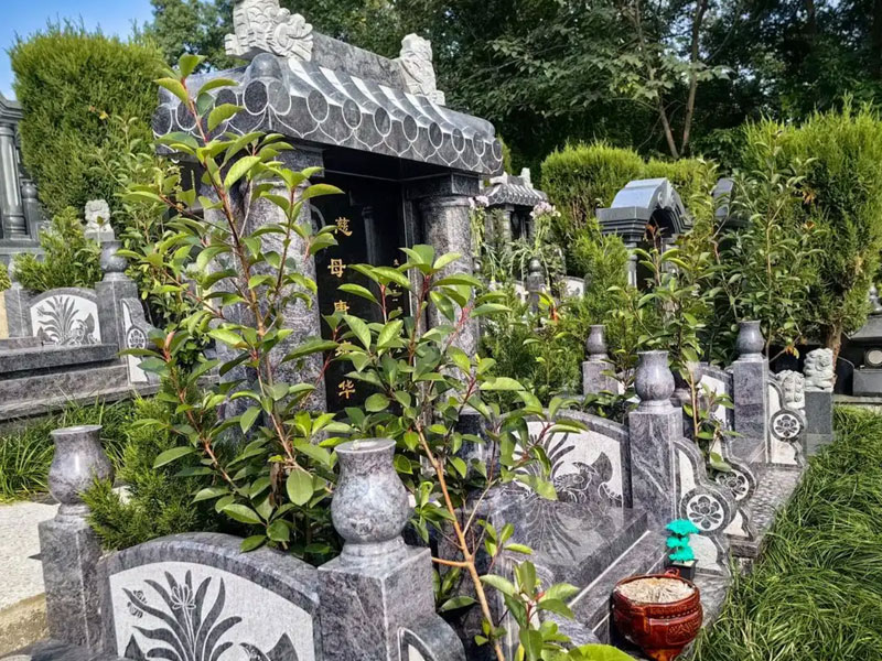 对逝者的尊重与缅怀