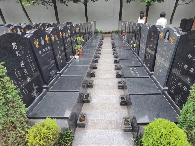 墓碑朝向的讲究