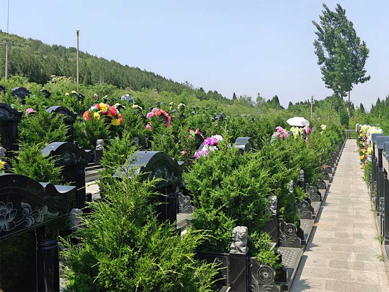 济南双峰山陵园 济南双峰山陵园