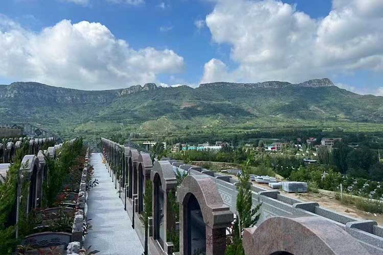 选择济南公墓看什么