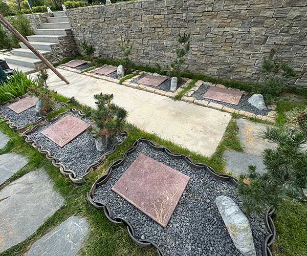 济南多子山陵园卧碑 济南多子山陵园卧碑