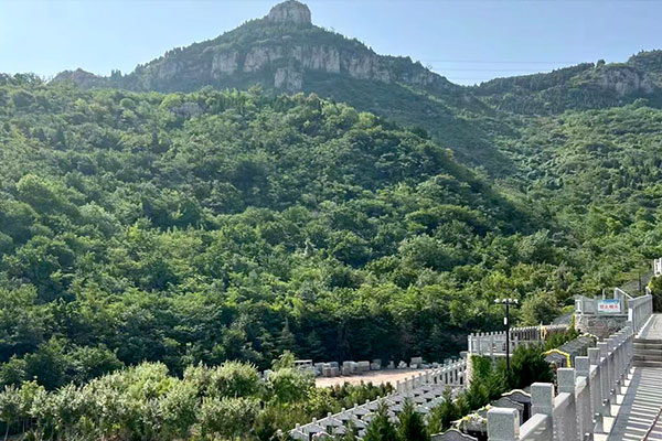 九顶山陵园 九顶山陵园