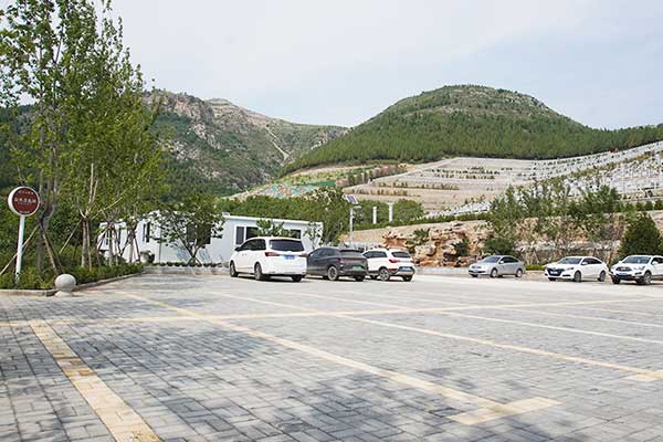 官山陵园地址 官山陵园地址
