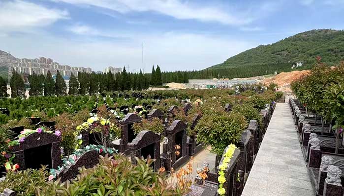 济南双峰山陵园 济南双峰山陵园
